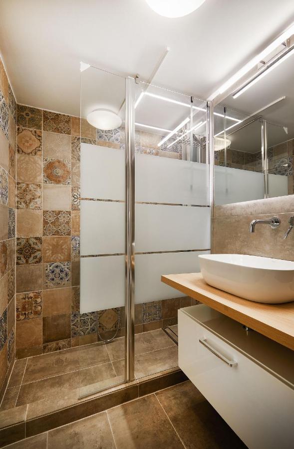 Chloe Boutique Apartments Nikis Athen Eksteriør bilde